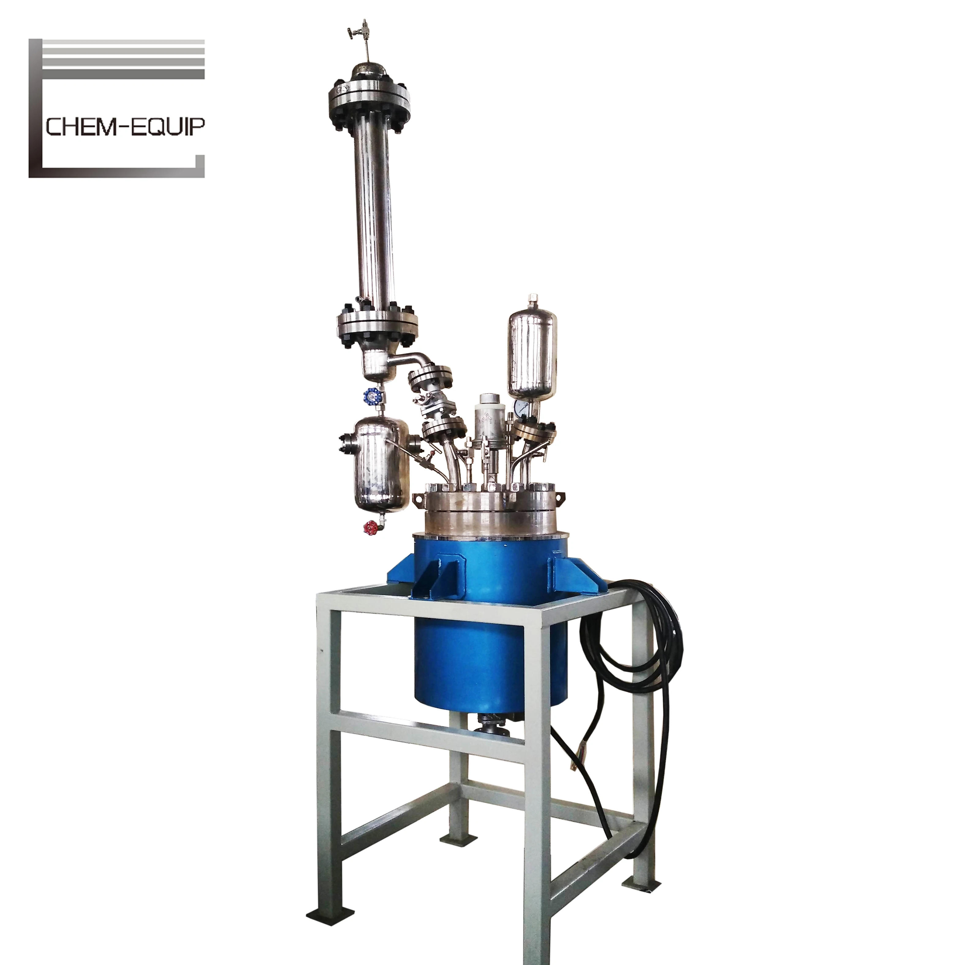 Alcohol Oxidation Reactor with Ethanol Distillation Column