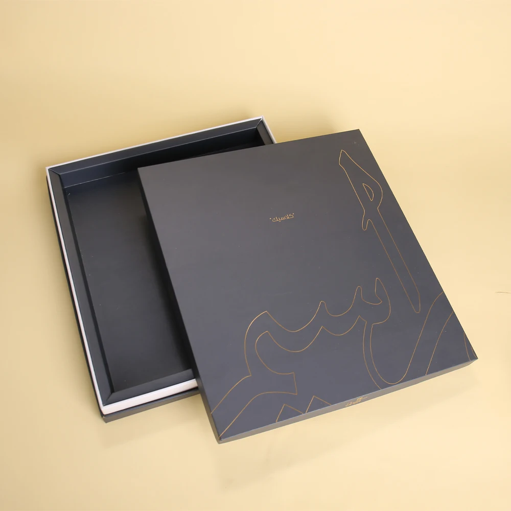 Boîte en carton rigide personnalisée avec couvercle et base Raphe Boîte cadeau personnalisée avec insert pliant pour l'emballage de chemises