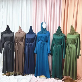 New Fashion Black Abaya Exquisite Beaded Muslim Women Dress Middle East Women's Clothing Robe