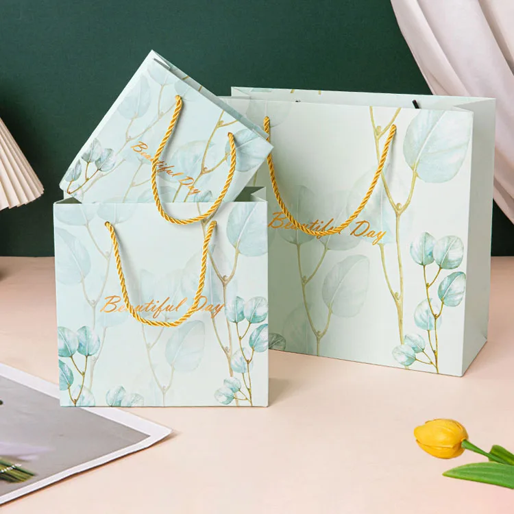 Bags with “Beautiful Day” design