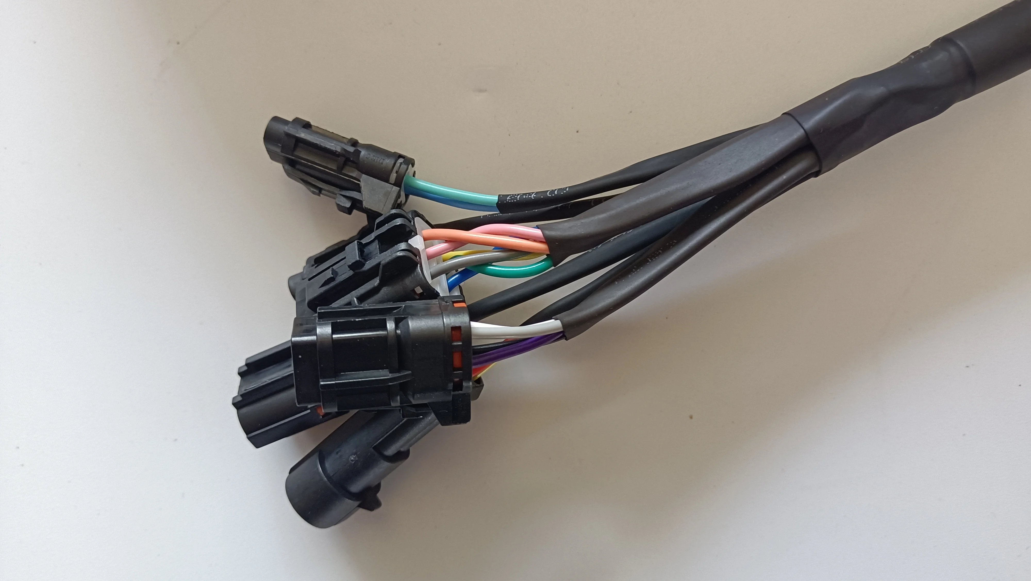 Terca Drive Controller Series 2403090413 - High-Quality Bus