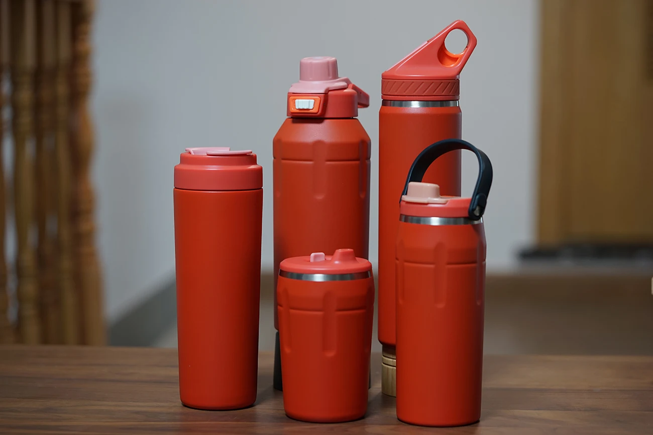 740ml Stainless Steel Double Wall Vacuum Flask with for Straw Lid Outdoor Sport Vacuum Thermos Bottle for Drinking 740ml Stainless Steel Double Wall Vacuum Flask with for Straw Lid Outdoor Sport Vacuum Thermos Bottle for Drinking