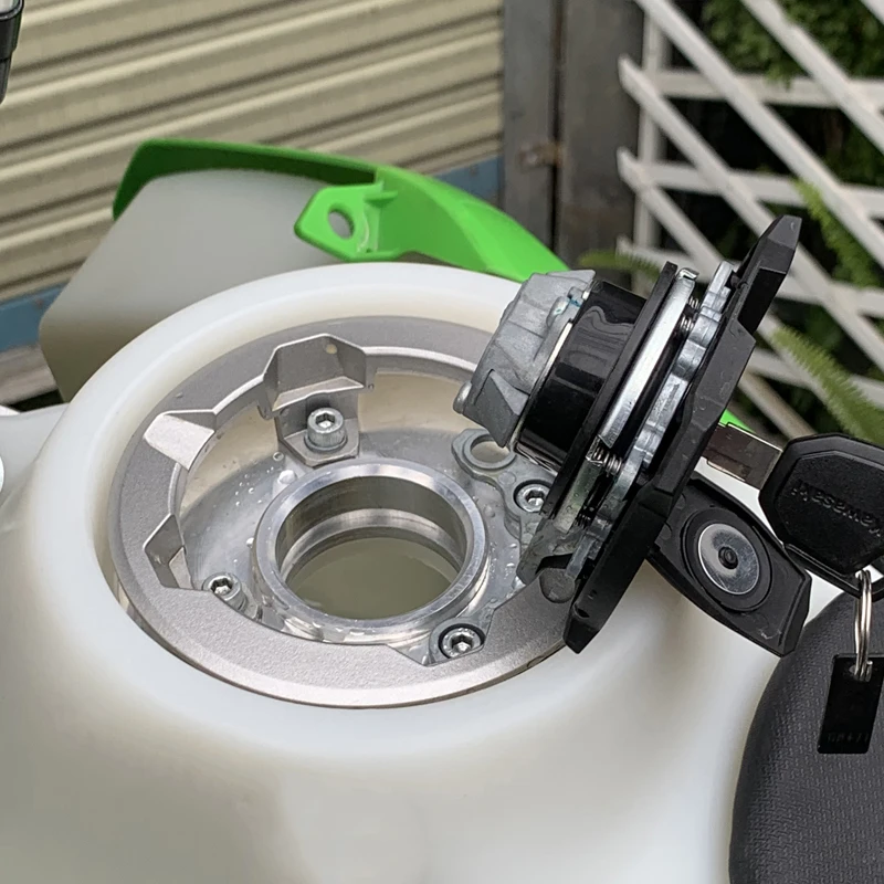Plastic Motorcycle Gas Tank Refit Motorcycle Fuel Tank Compatible With KLX 230