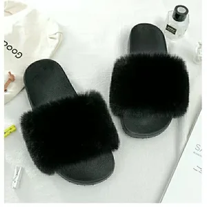 2026 Women's Beautiful Rabbit Hair Flip-Flops for Slippers Light Weight Fashion Trend with Cushioning for Spring Season