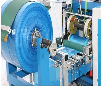 Машина для производства синих бахилов в стиле Kimberly-Clark