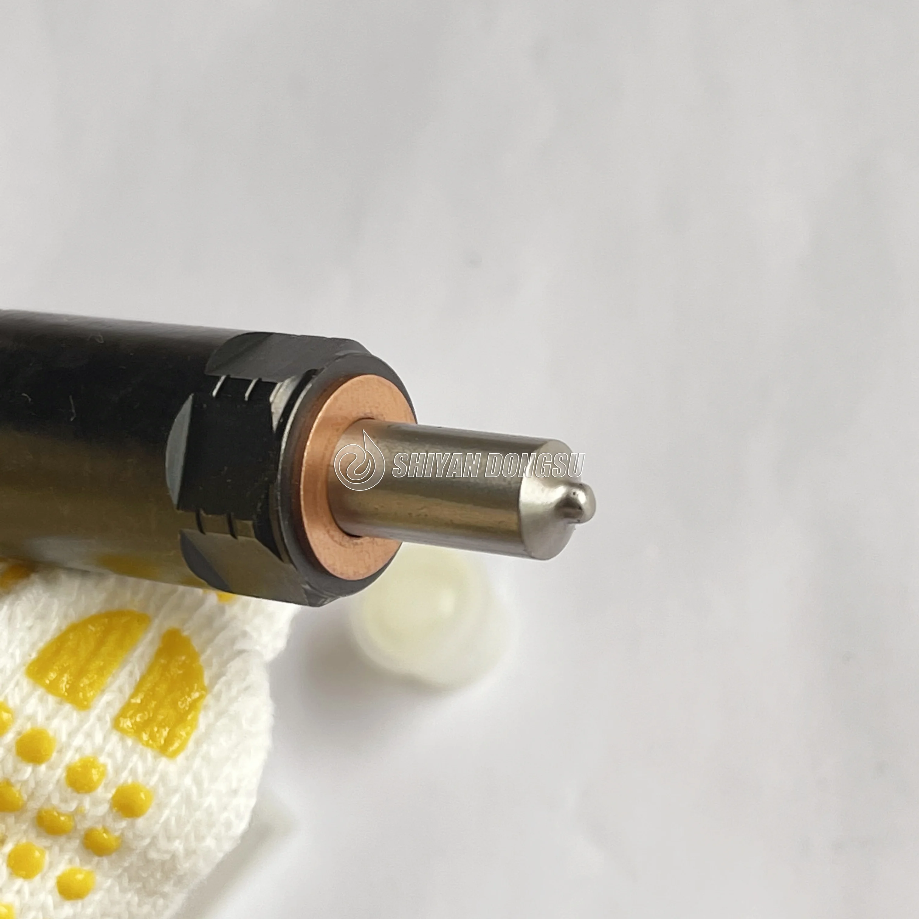High Quality Diesel Engine Common Rail Fuel Injector 0432131644