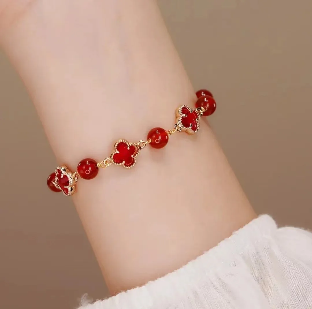 Gold Clover Bracelet Red