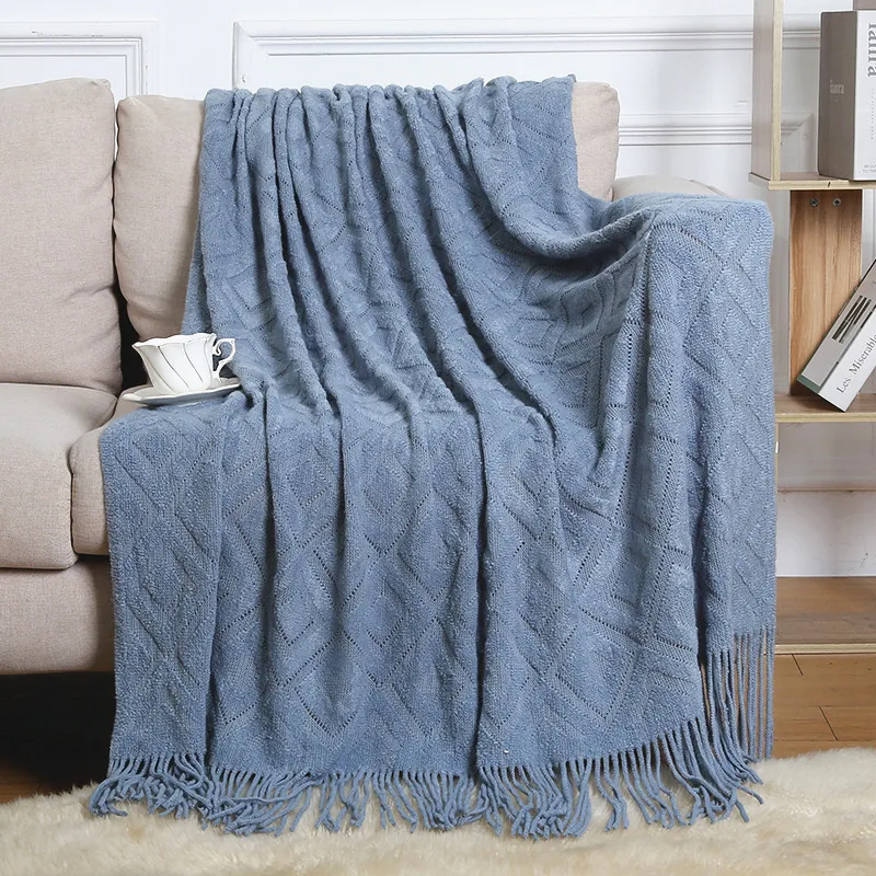 Factory Low Price Acrylic Knitted Rectangular Blanket Solid Jacquard Decorative for Bed Sofa Festive Style supplier