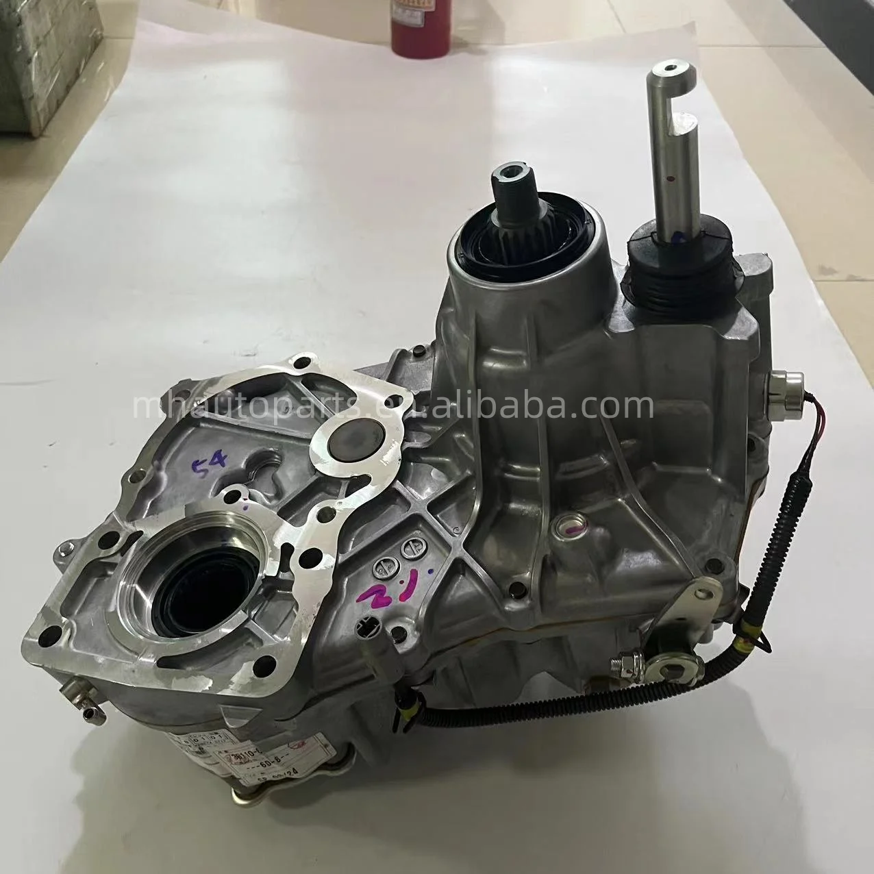 High Quality 1HZ Transfer Case Assembly for Toyota Land Cruiser
