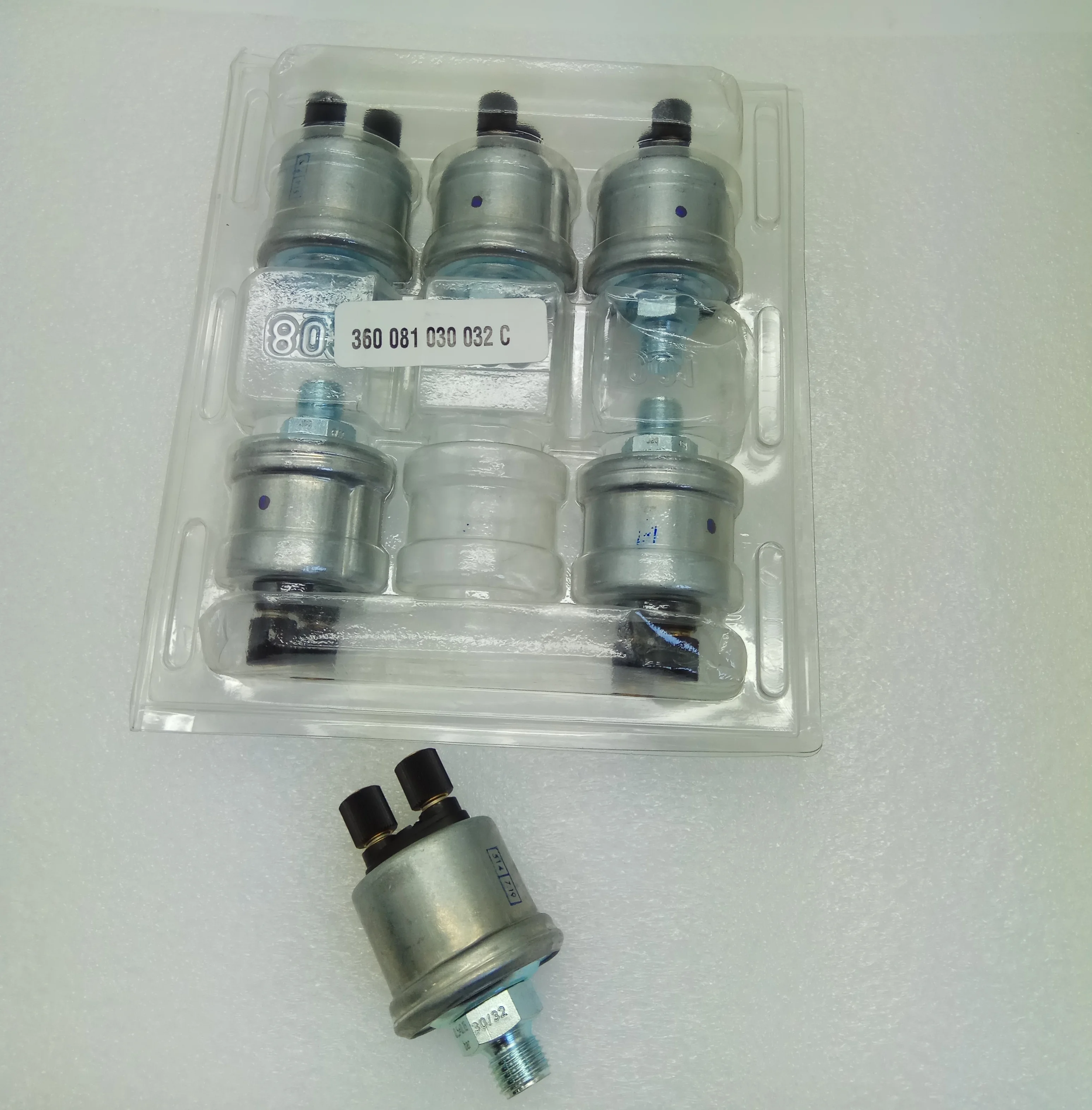 Genuine VDO Oil Pressure Sensor 360-081-030-032 for Diesel Generators