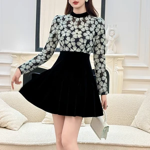 ZYHT 21900 Black Velvet Flared Mini Dress with White Floral Lace Long Sleeves Women Dress Ruffled Hem Dresses