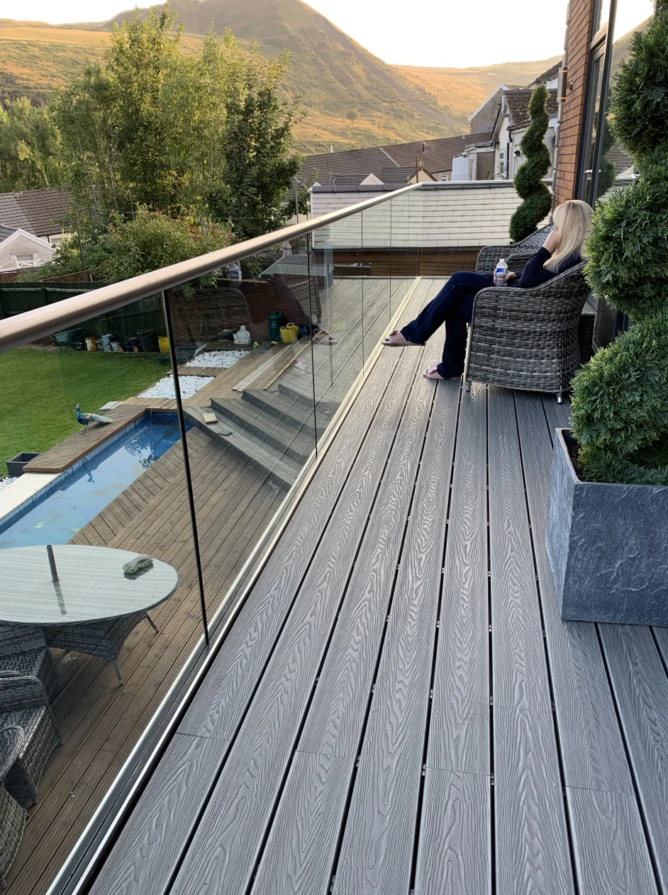 Prima Outdoor Modern House Roof Staircase Terrace Deck Balcony Polish ...