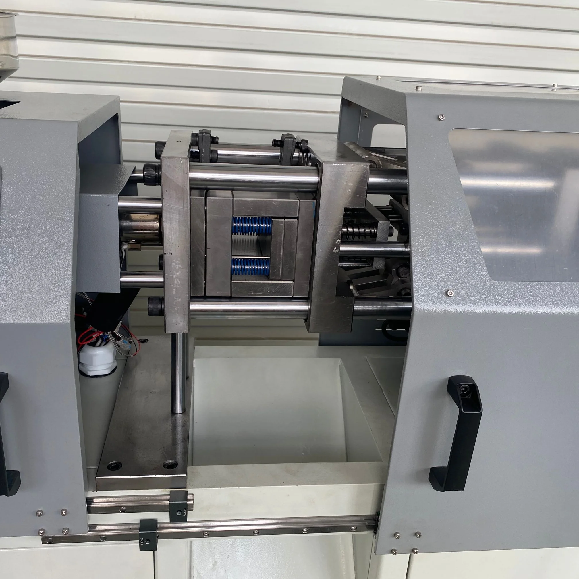 Servo Energy Saving All Electric Lab Benchtop Diy Homemade Micro Small Plastic Mini Desktop Injection Molding Machine