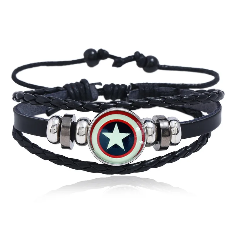 Pandora Moments Marvel The Avengers Logo Clasp Snake Chain Bracelet |  Sterling silver | Pandora AE