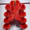 Croc rojo en relieve