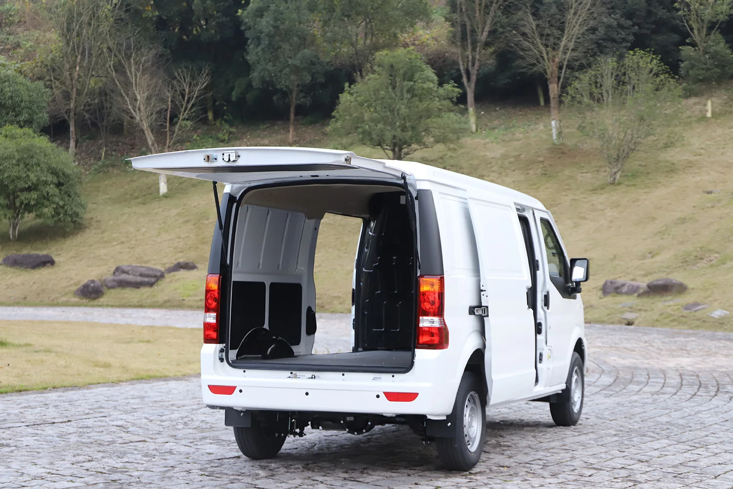 2024 Dongfeng DFSK Best Electric Van EC35 Ev Delivery Vans