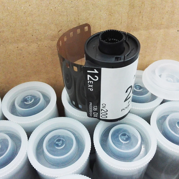 35mm 8/12/18/36 Photos Shots High Quality C200 Color Camera