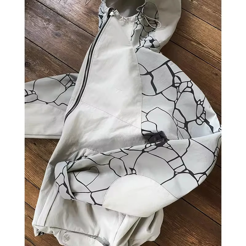 Salati Custom Water-proof Zip up Windbreaker Jacket Nylon Polyester Adjustable Cuff Printed Sleeve Sportswear Jacket for Men gallery 4