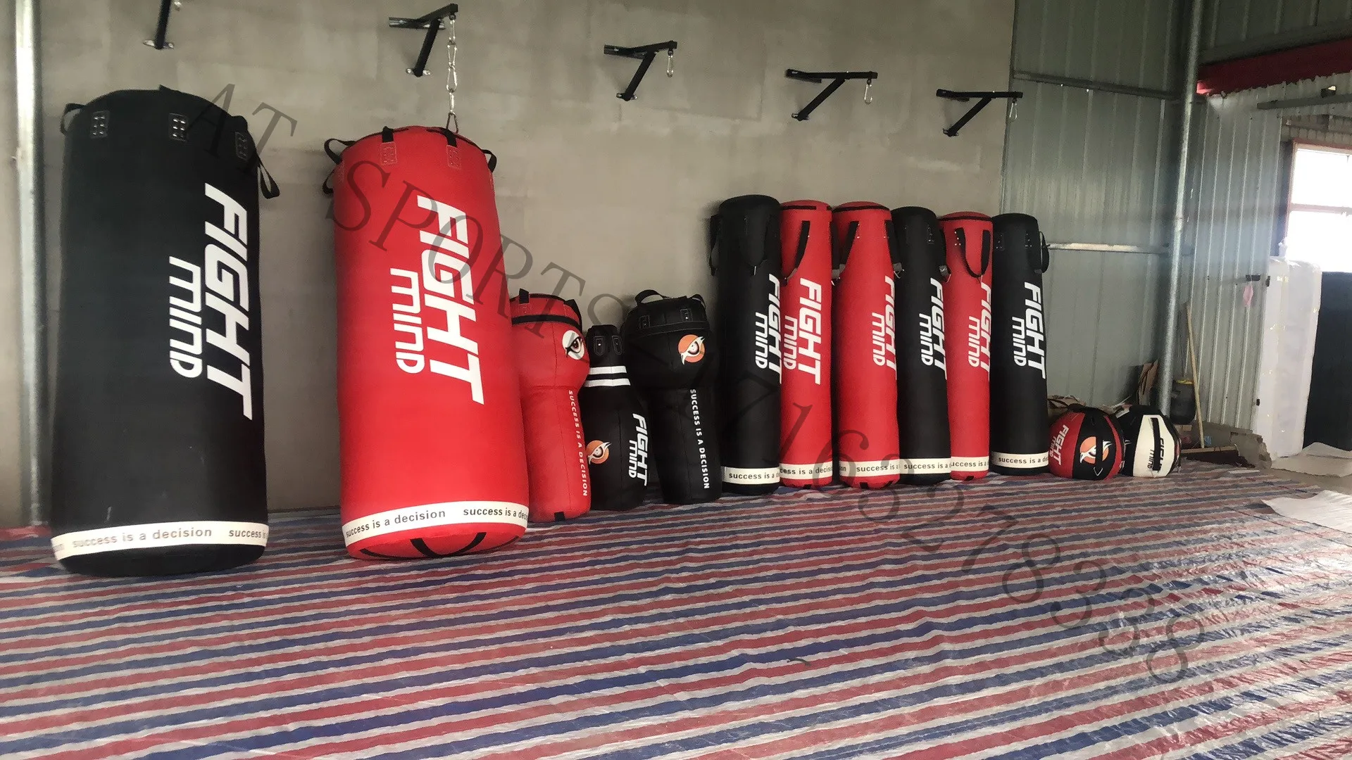 ANGTIAN Cheap Price Used Gym Equipment Filled Empty Heavy Boxing Training  Punching Bag
