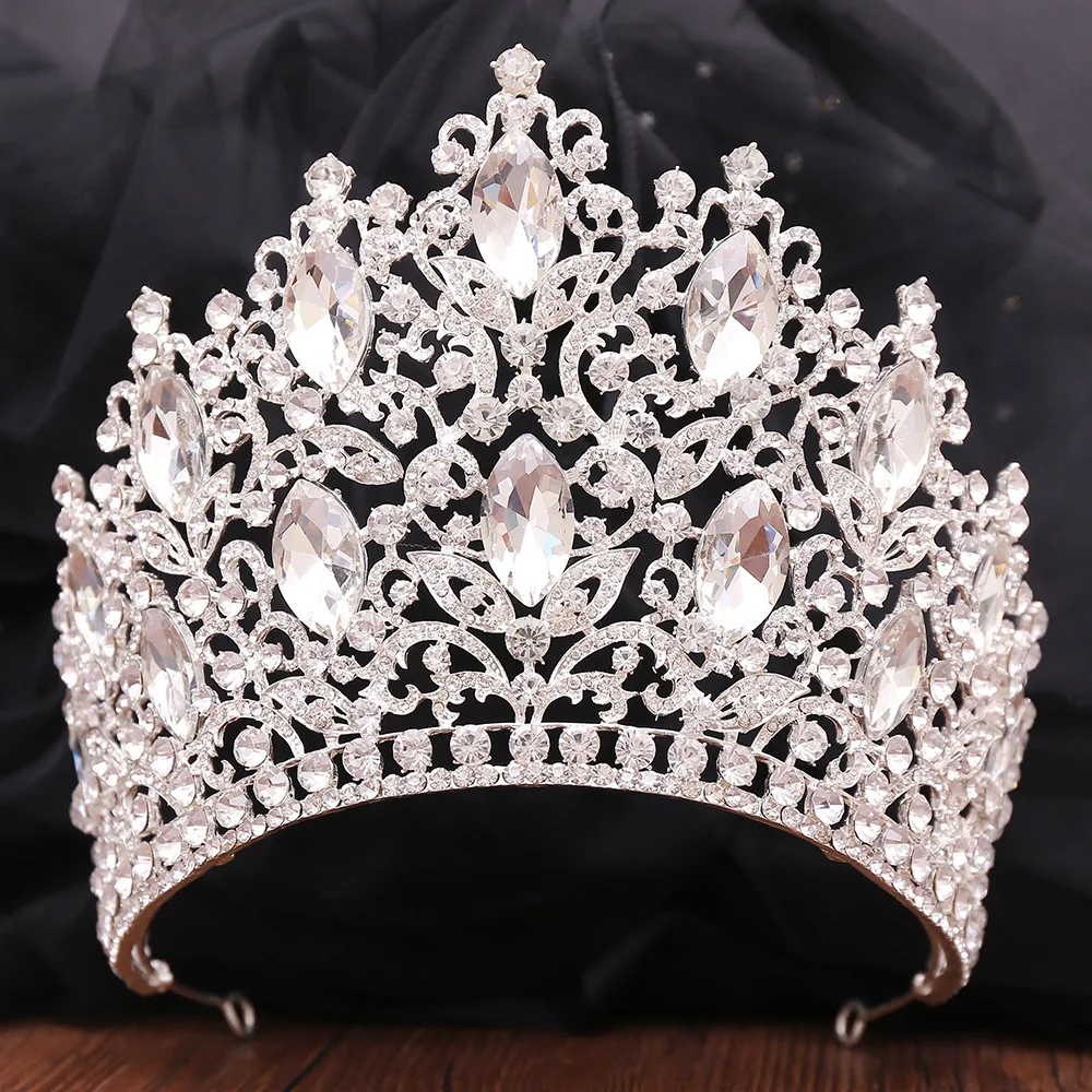 洋書 World Crowns & Talers Standard Catalog of World Crowns and Talers: From 1601 to