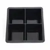 4 carrés noirs avec couvercle