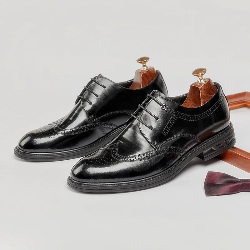 Men's Brogues Men's Casual Business Dress Derby Shoes Carved Round