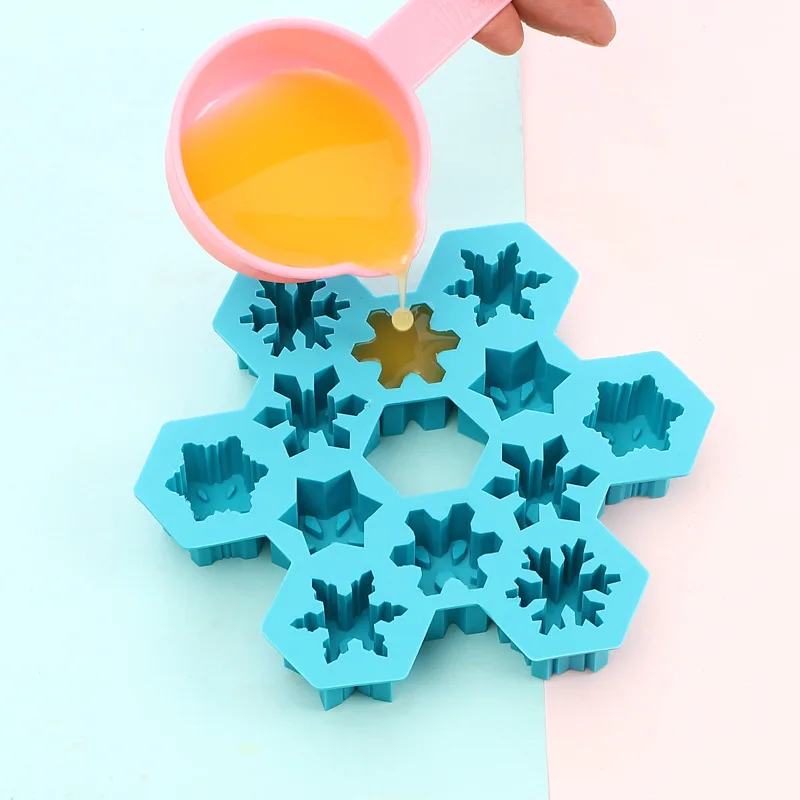 Snowflake Crystal Shape Ice Mold Silicone 12 Cubes Ice Tray Kitchen 3D  Christmas Candy Chocolate Mold Cocktail Drinks Ice Mould - AliExpress