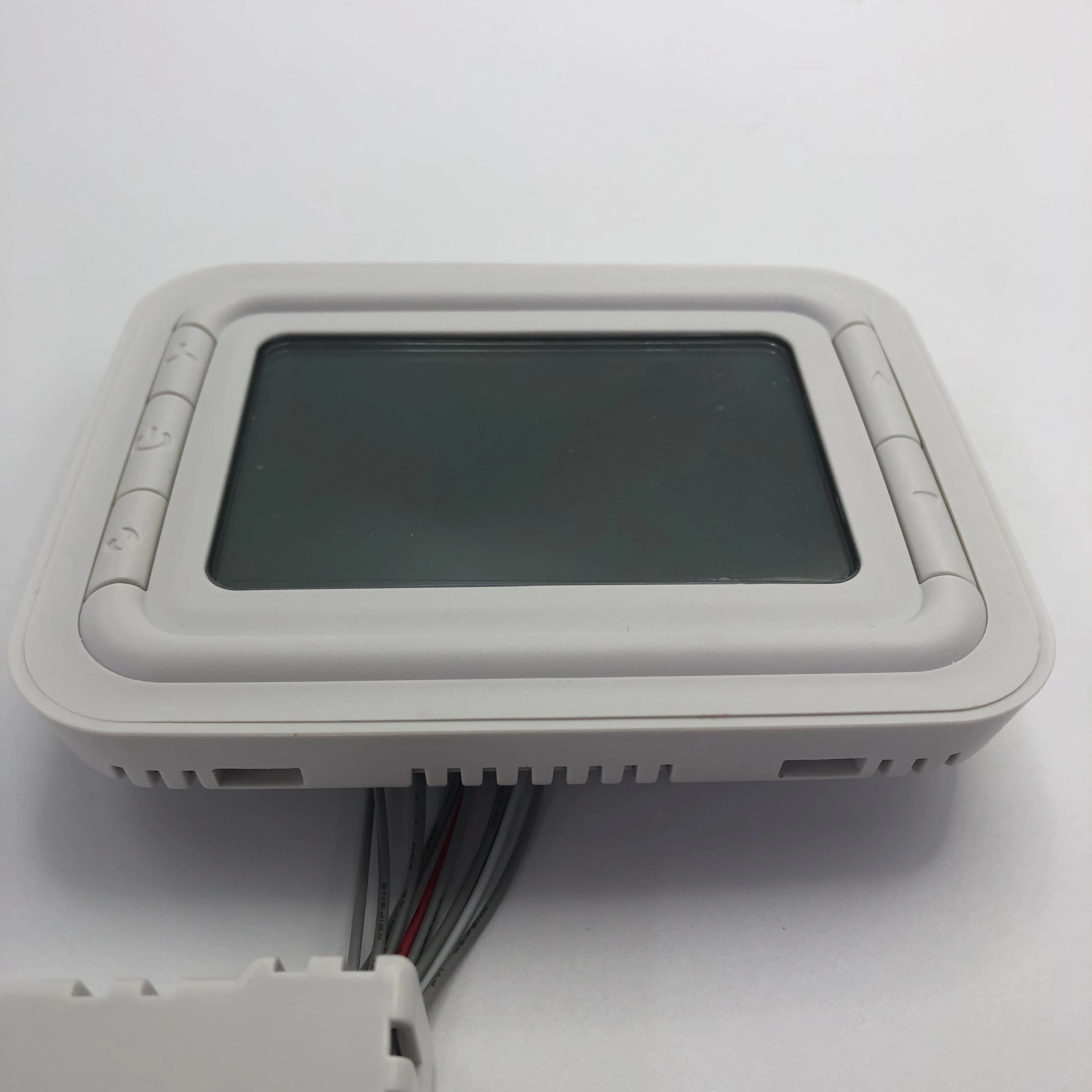 Smart Wifi Thermostat Control Panel for Central Air Conditioner Heating Modern Design Fan Coil Units for Apartment Kitchen Use