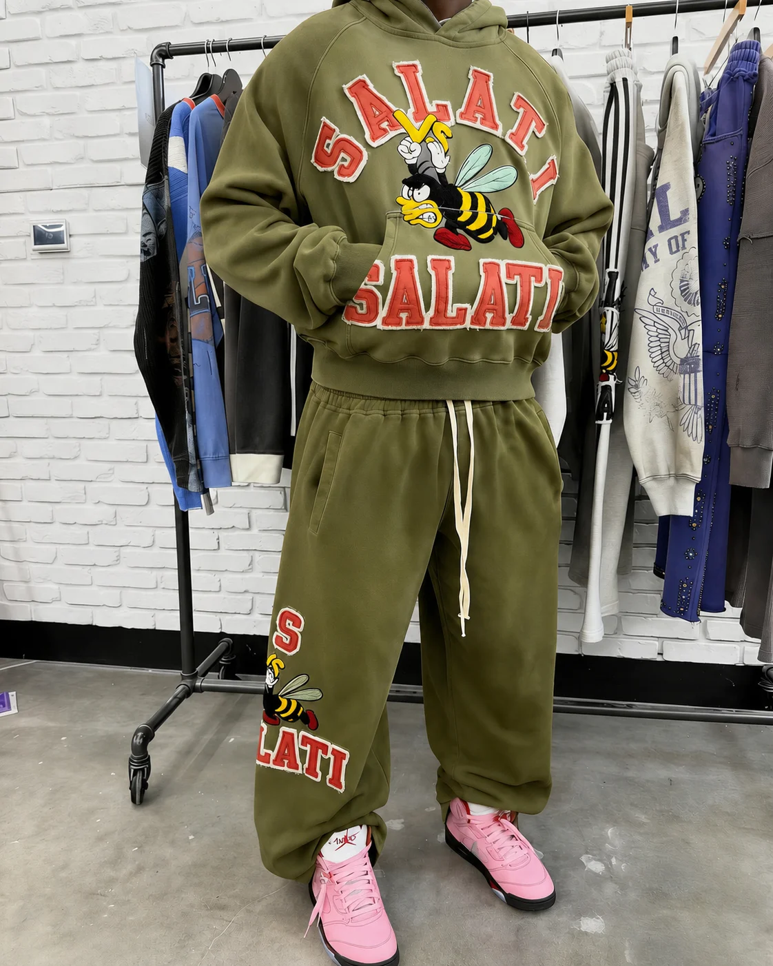 Custom Distressed Embroidery Zip up Hoodie Sweatpants Set Mens Manufacturer Tracksuit Rhinestone Sun Faded Acid Wash Sweatsuit gallery 2