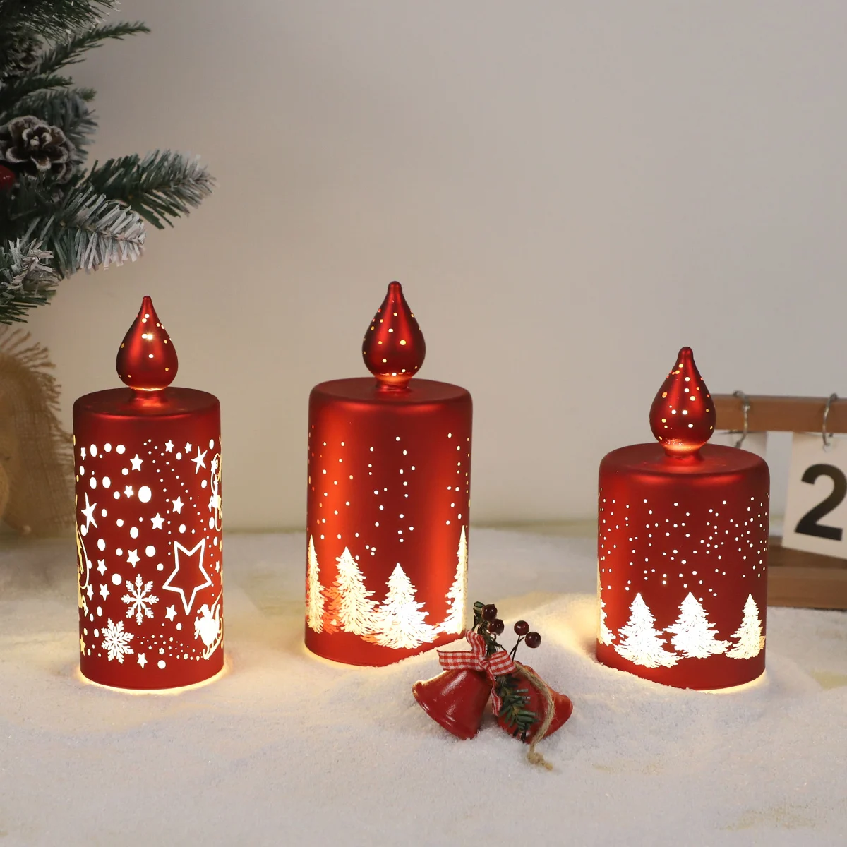 2024 New Year Hand Blown Glass Red Candle Light Decorative Desktop Engraving Lamp Custom Battery Operated Wireless Home Ornament