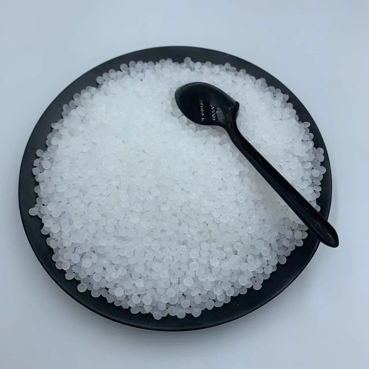 The Fine Quality Polyethylene Hdpe 8008h/6097 Virgin Pead Granules Hdpe Plastic Raw Materials Injection Moulding