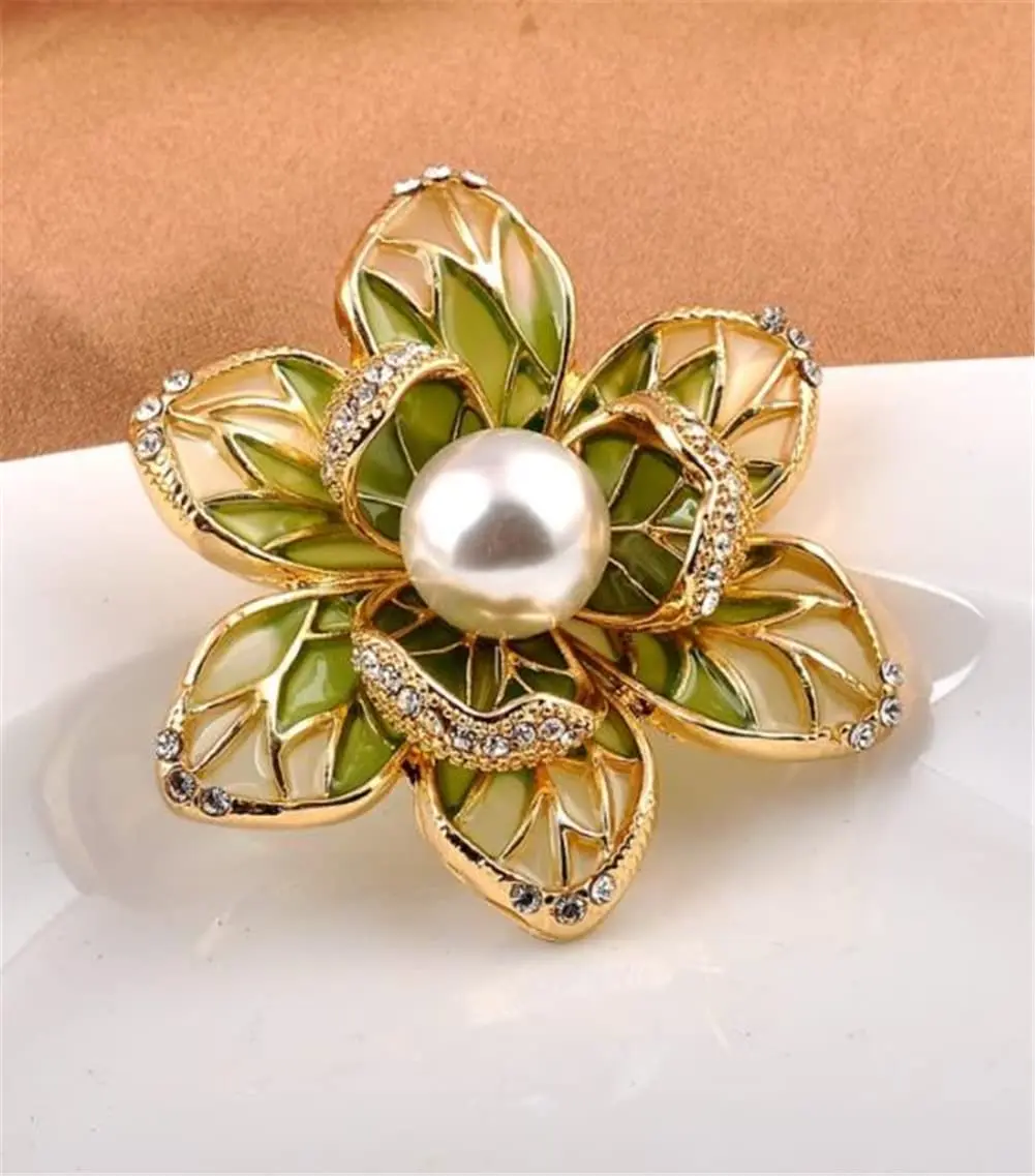 Spring Green Flower Brooch Pin Skeleton Crystal Rhinestones Petal Exquisite Art Brooch for Women Pearl Brooch ZA098