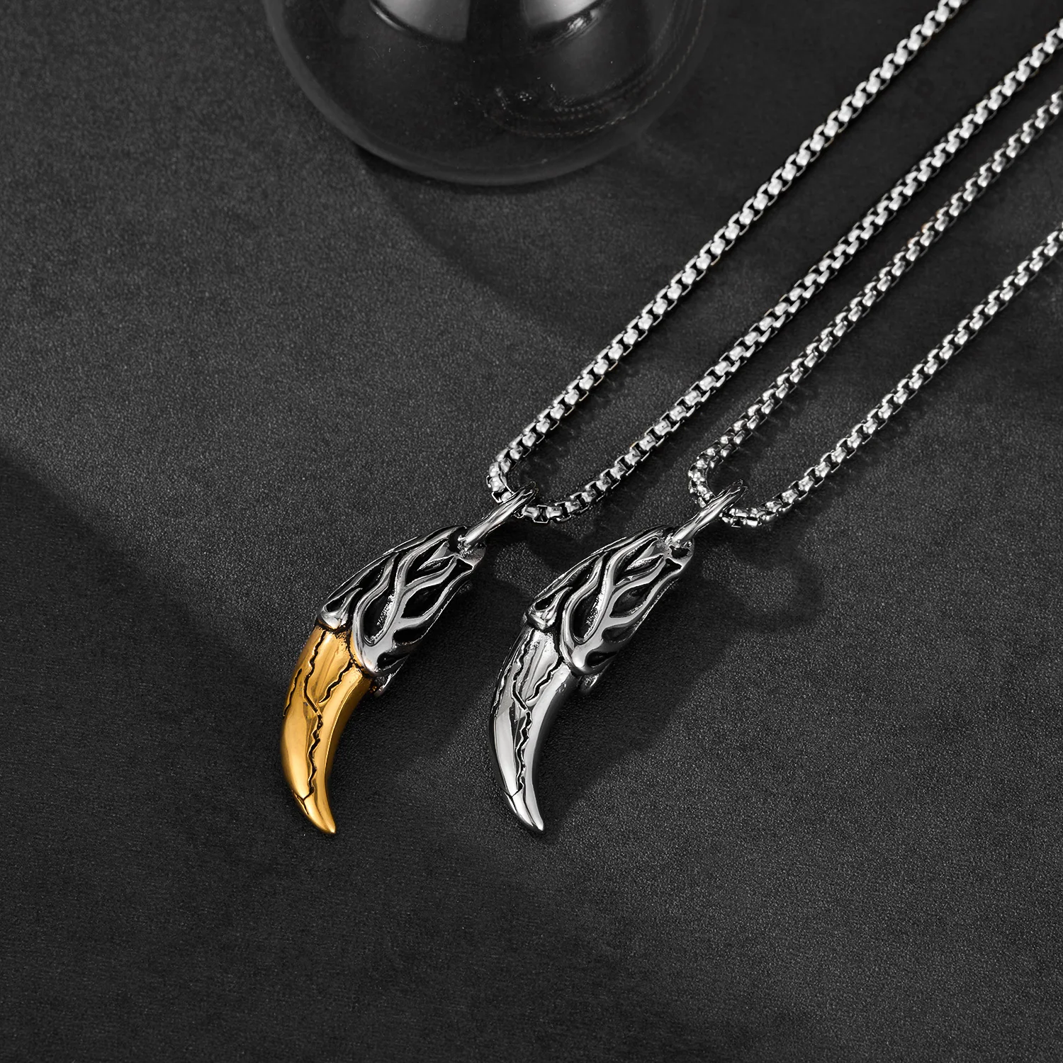 【YOURNUS】Ethnic Horn Necklace H21e02fd6a81247529e0d9275c0131