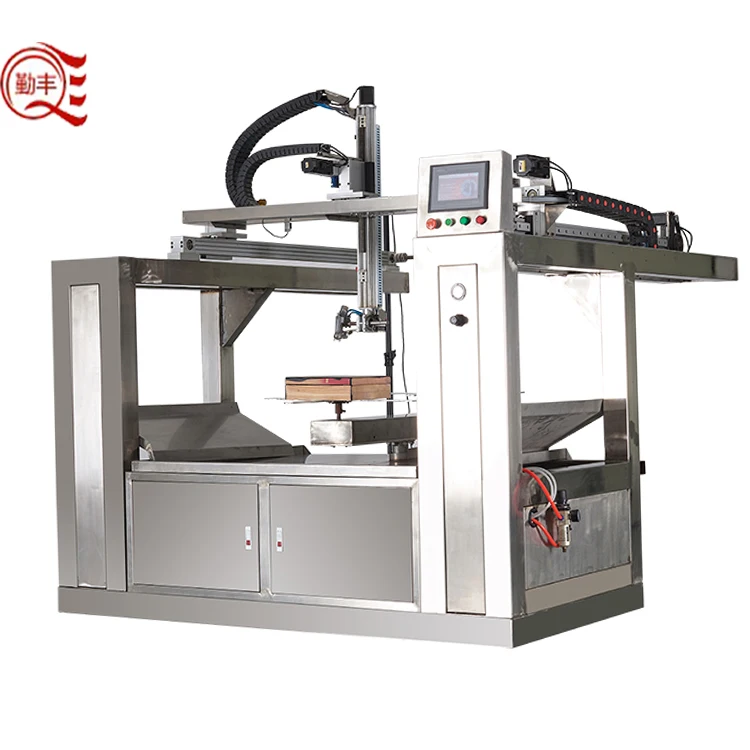 High quality automatic five axis reciprocating spray painting machine for wooden panel, plastic parts etc in low price