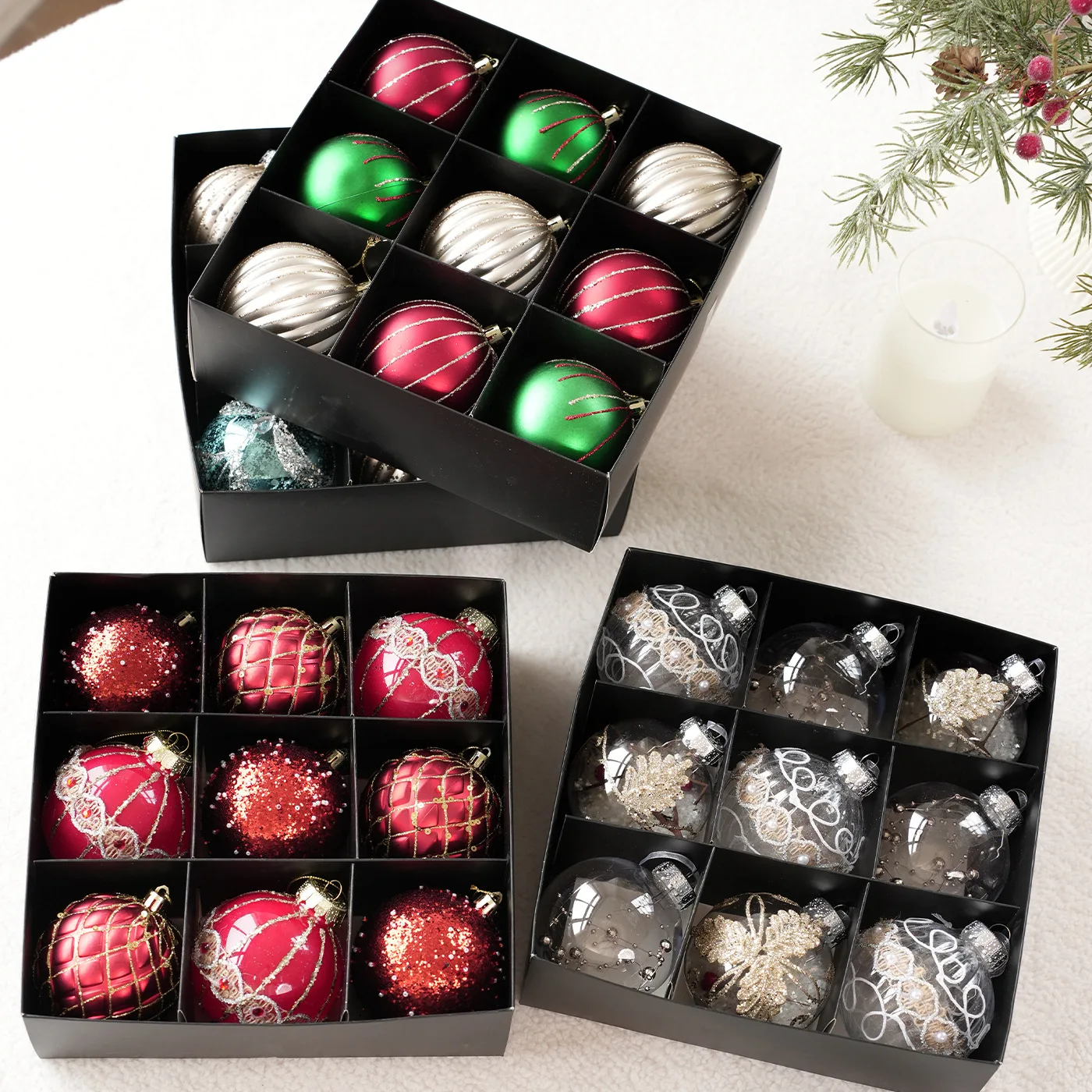 9 יחידות של כדורים של פלסטיק לכריסמ스, קוטר 8 ס