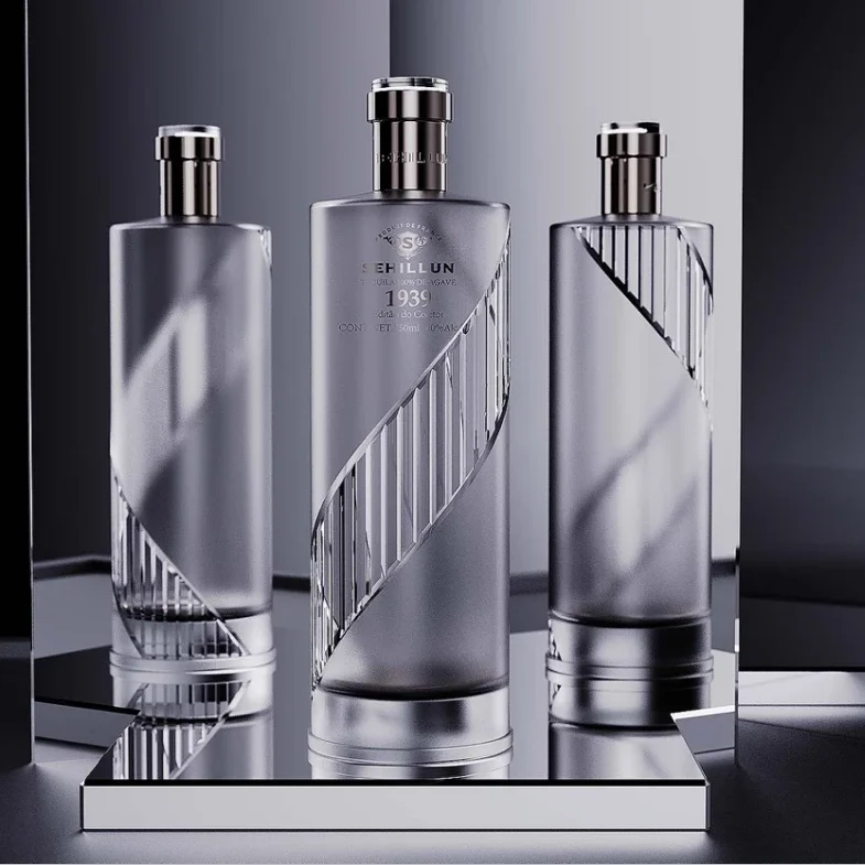 Luxury Customized Logo 500ml 700ml 750ml Tequila Spirit Liquor Glass Bottle With Cork