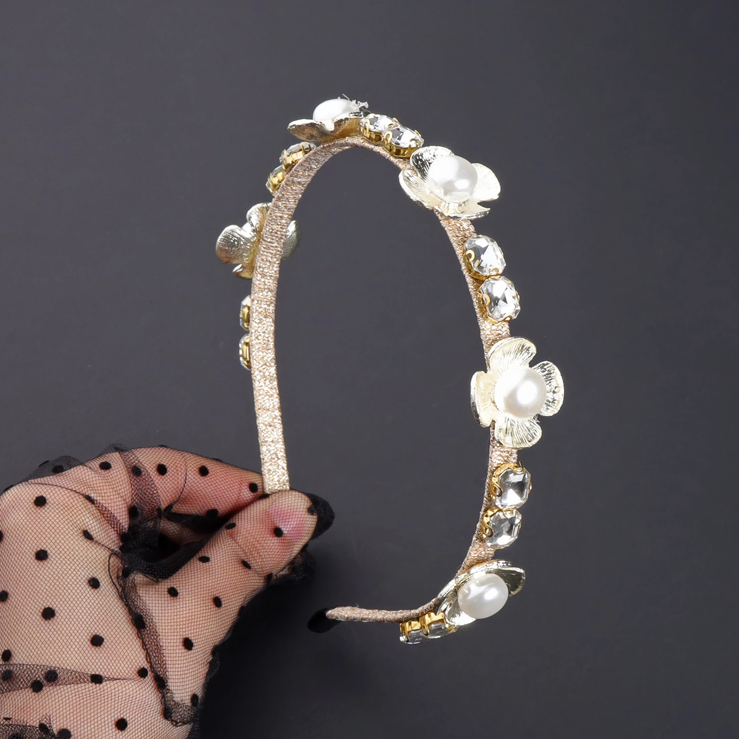 Женская повязка на голову с блестками