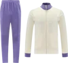Beige y violeta claro