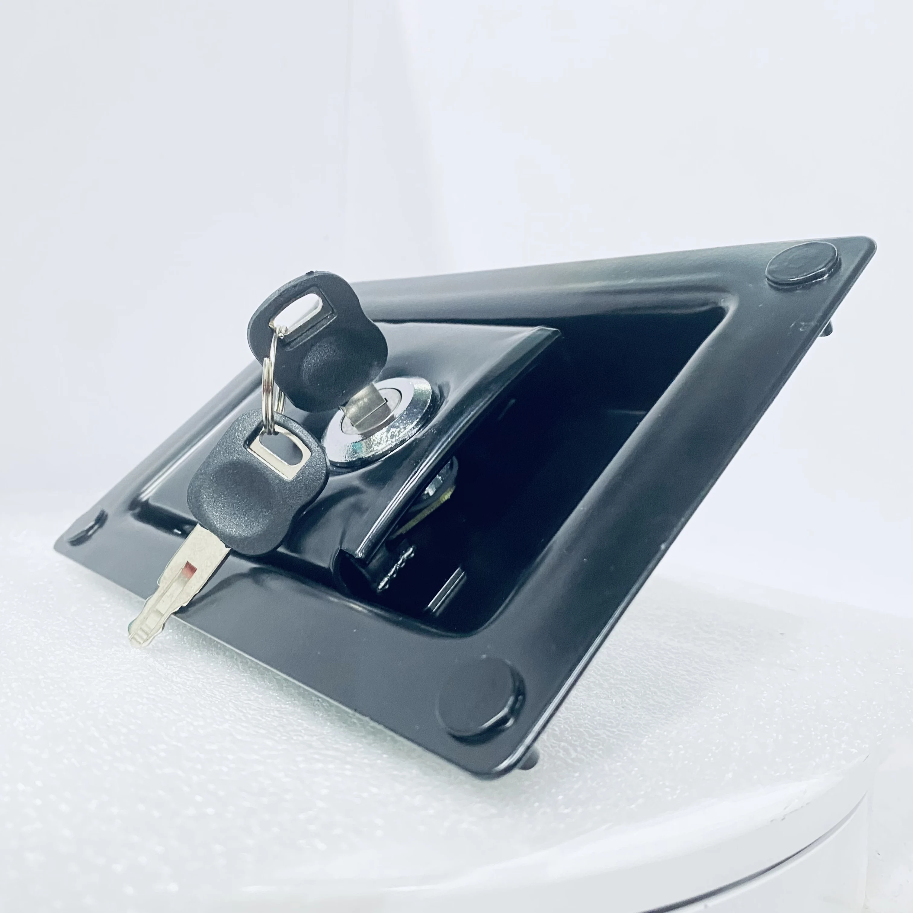 Excavator Cab Door Lock for Caterpillar Spare Parts Excavator Side Door Lock Cover 70 120 307 312 320B C D Excavator Accessories