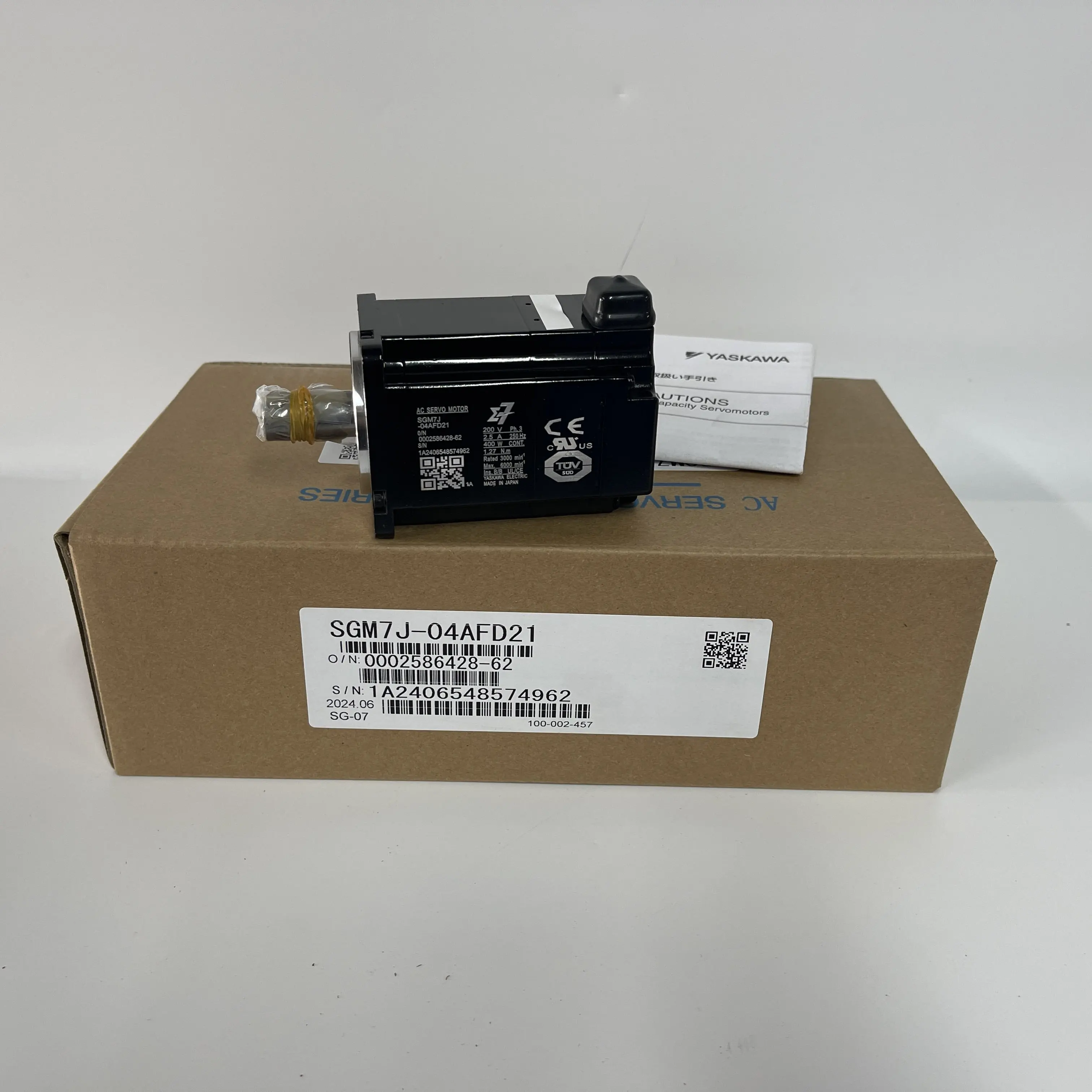 YASKAWA AC Servo Motor Sigma Series SGM7J-04AFD21 YASKAWA AC Servo Motor Sigma Series SGM7J-04AFD21