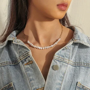 New Simple Stainless Steel Baroque Shaped Necklace Special Freshwater Pearl Clavicle Chain with Temperament Metal Splicing
