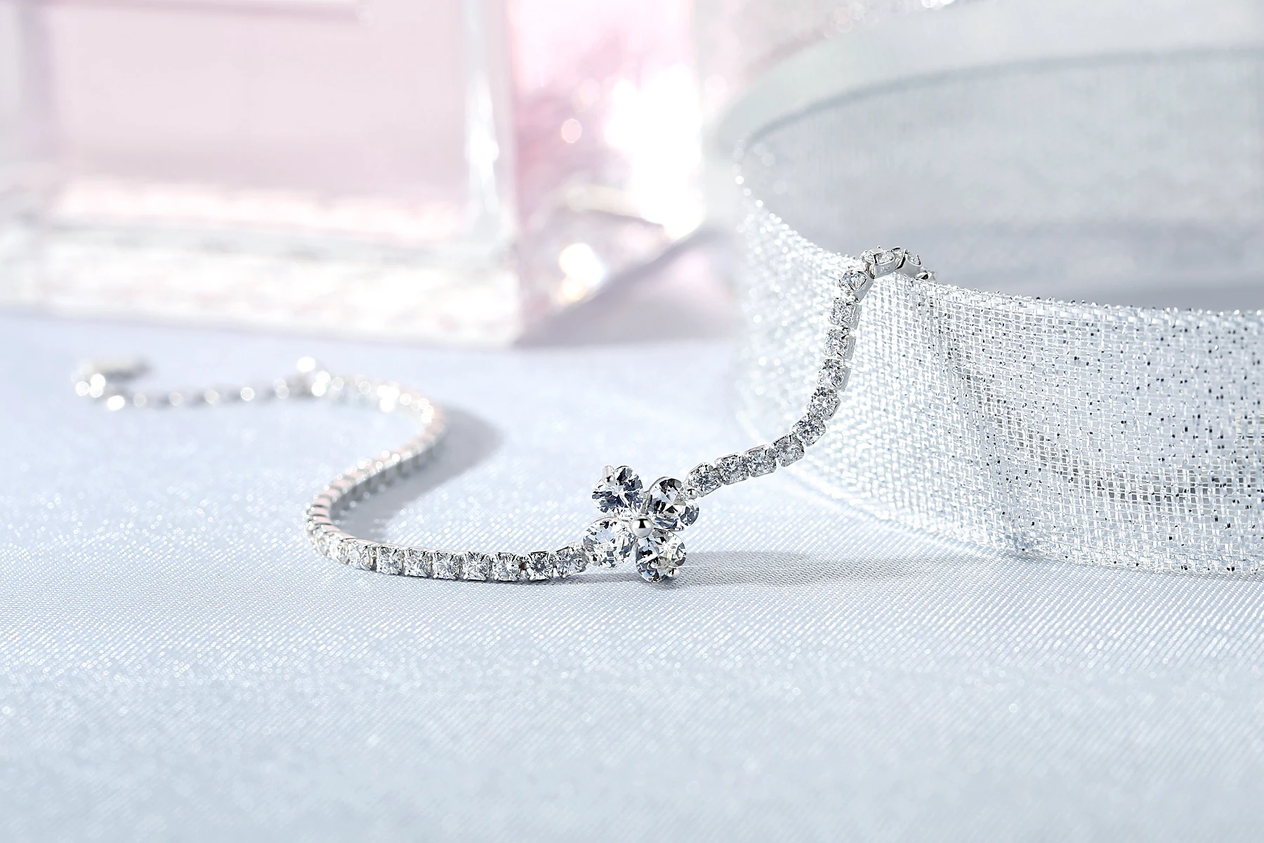 High quality 925 sterling Silver fashion custom zircon jewelry Ladies flower tennis bracelet(图6)