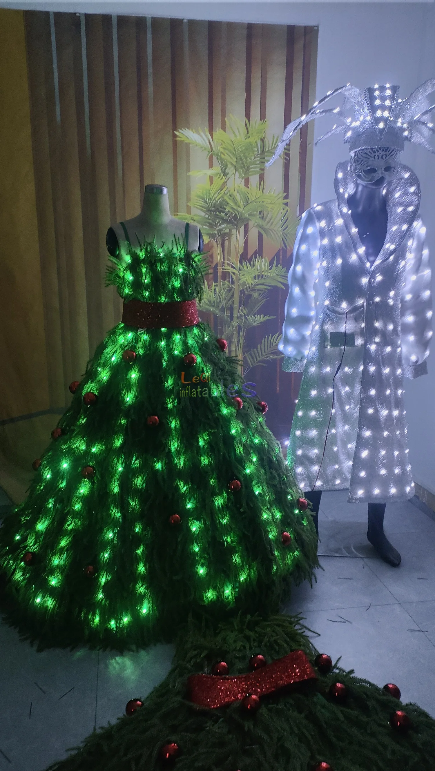 Christmas Activities Led Christmas Tree Costume Skirt Luminous Led Stage  Performance Costume for Party