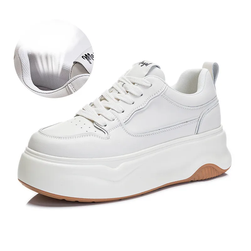 ＊ 美品⭐️familiar 150㎝ ＊ 6cm Height Increasing Shoes - Stylish Sneakers for Women