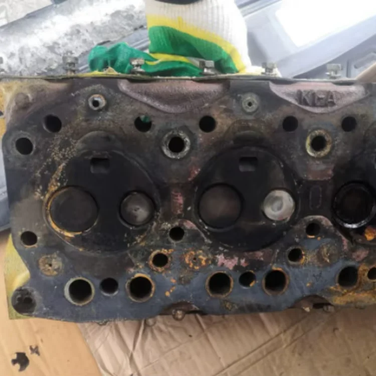 Excavator Engine Part S3E Cylinder Head Assy for Mitsubishi Cylinder Head Assy