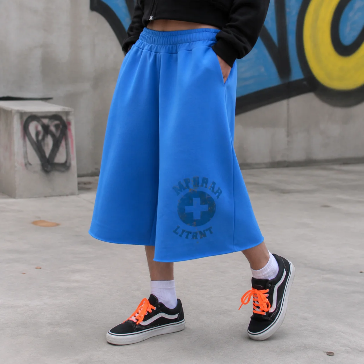 Wholesale Green Basketball Shorts Men Baggy Wide Leg Knee Length Graphic Print Elastic Waist Streetwear Men Basketball Shorts gallery 7