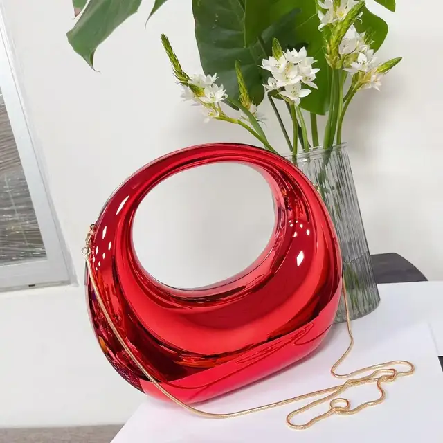 Manufacturer Wholesale Luxury Gold Acrylic Handbag Women's Personalized Sparkling Crystal Party Handbag