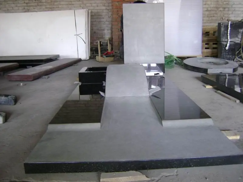 High Polished Degree Black White Granite Tombstone High End Wholesale Tombstone Tiles