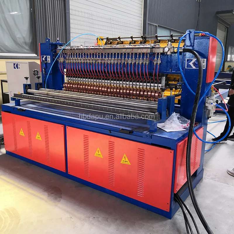Low Price Automatic Poultry Cage Machine for Farm Provided Fully Automatic Wire Mesh Welding Machine with 2 - 4 Mm