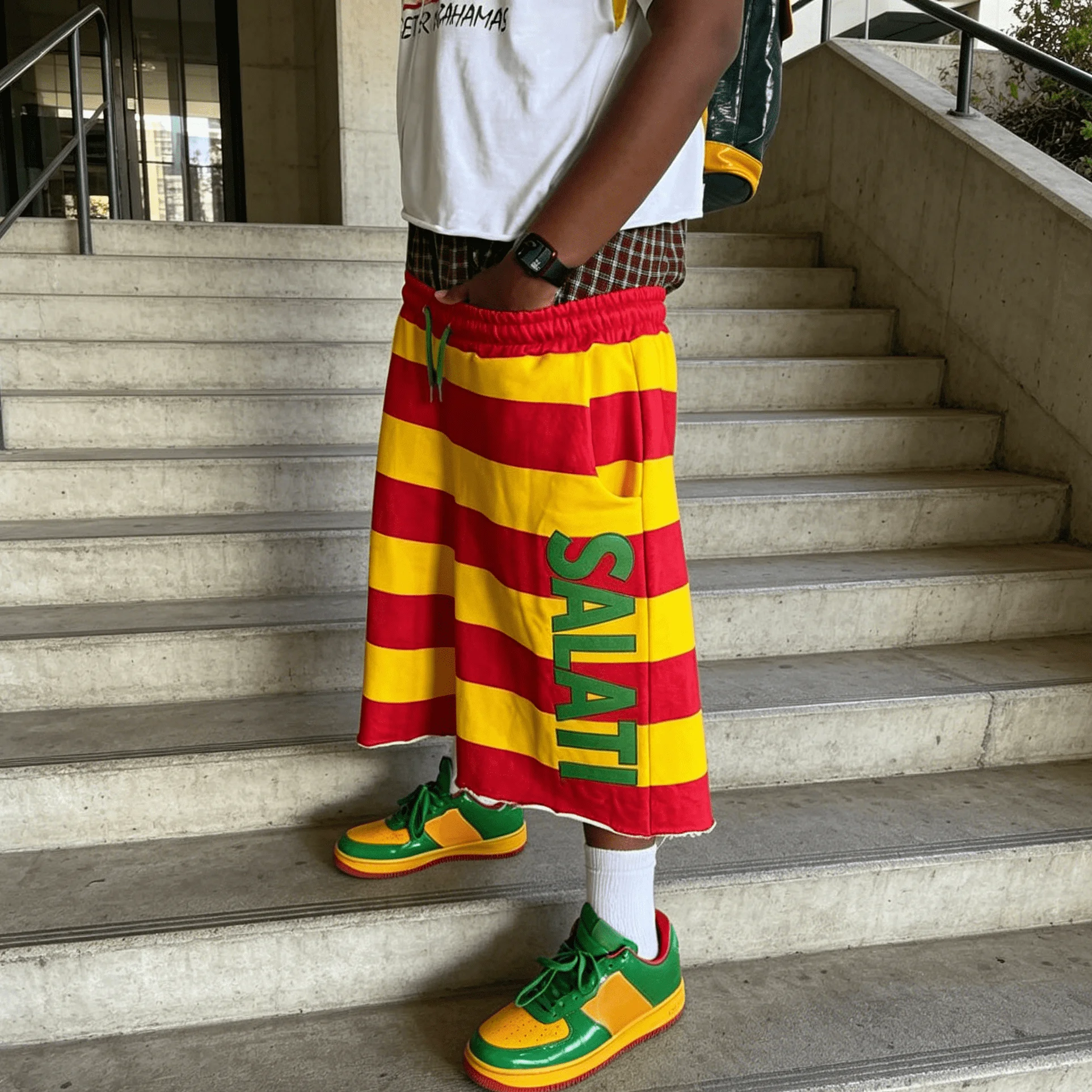 OEM ODM Custom Logo Mens Red Yellow Striped Baggy Drawstring Side Letter Print Hip Hop Basketball Streetwear Casual Shorts gallery 4